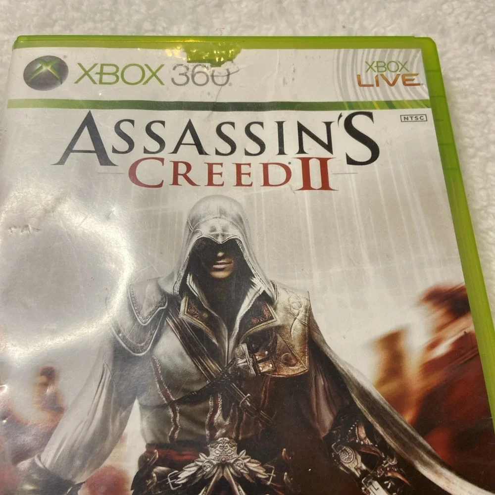 Assassin's Creed II Microsoft Xbox 360 Complete CIB 2009 Video Game